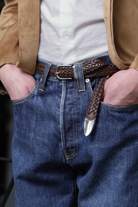 ベージュとインディゴでつくる大人のワークミックス