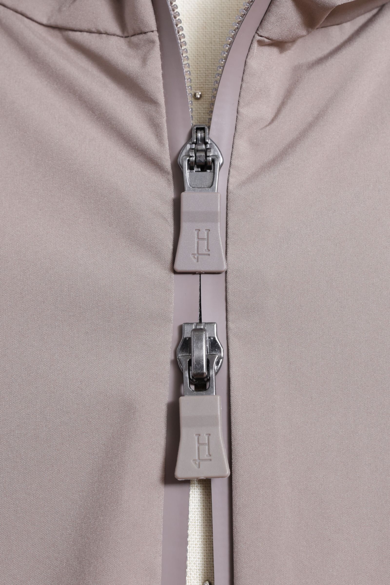 FUNCTIONA WARDROBE ウォーターレペレントナイロン ジャージ ハイブリッド ブルゾン / トープ