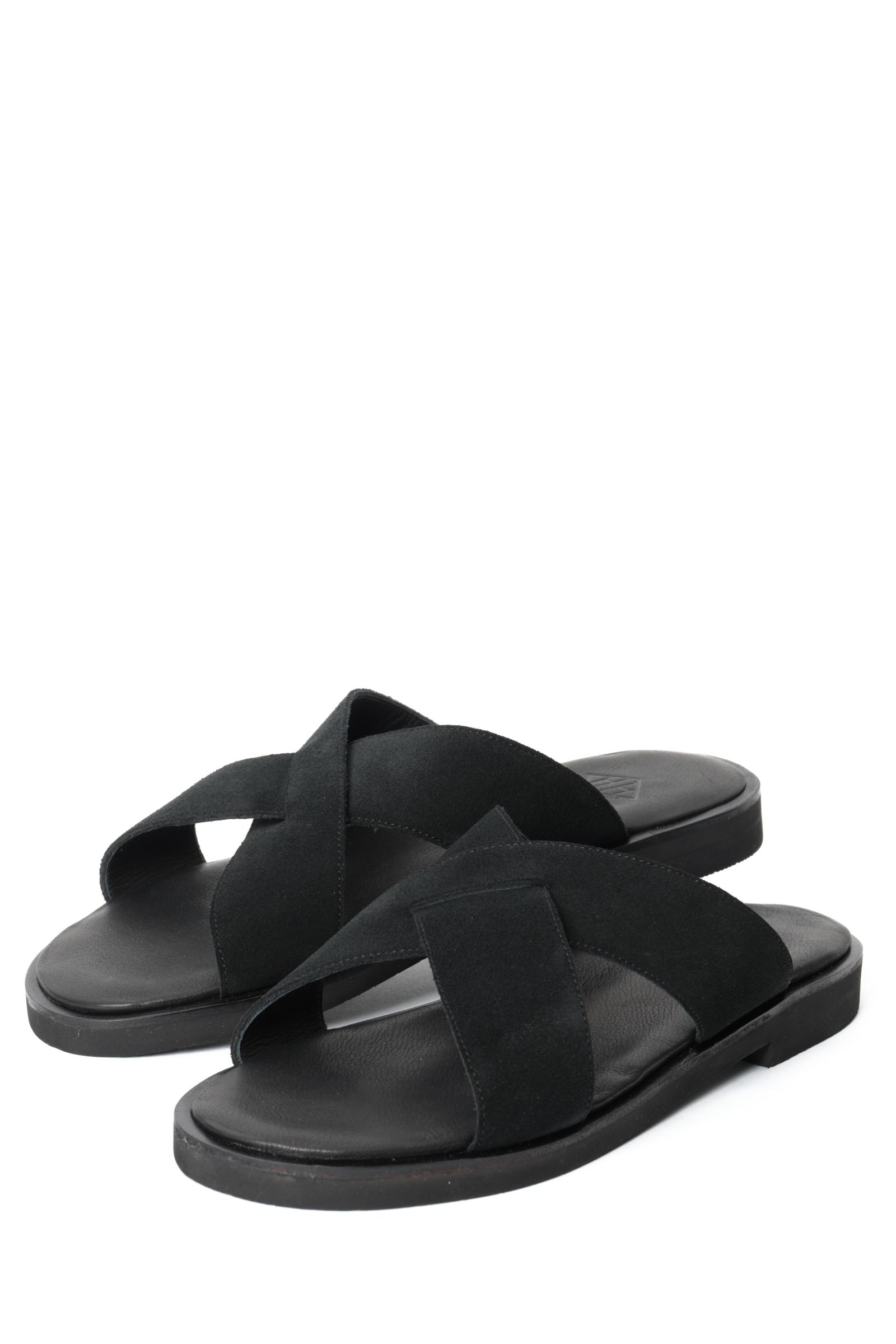 《BEKKU HOMME 完全別注》【ふにゃ男シリーズ】スーパーバック スエード クロスストラップ コンフォート レザー サンダル / ブラック