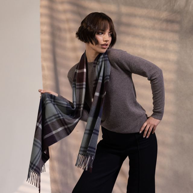 CPG52478 カシミア プライマリー ブラックウォッチ チェック ストール 30 x 180 / モスグリーンxバーガンディ