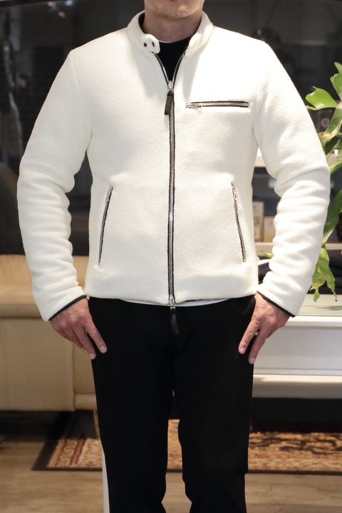 "giabsarchivio x DUVETICA"コラボダウンを使ったモノトーンコーデ