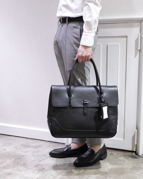 LARDINI - ラルディーニ ニット Wジャケットを使用したビジカジスタイル