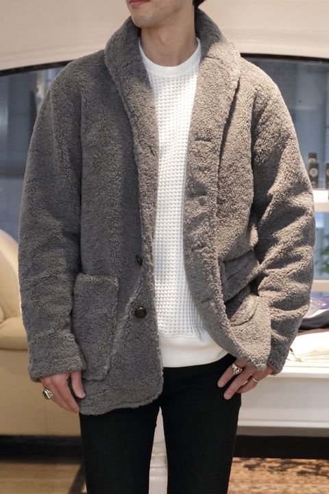 【アウトレットコーデ】"three dotsボアショールカラー"を使用したゆったりカジュアルコーデ