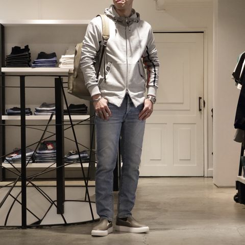 "P.M.D.S."を使用したカジュアルコーデ