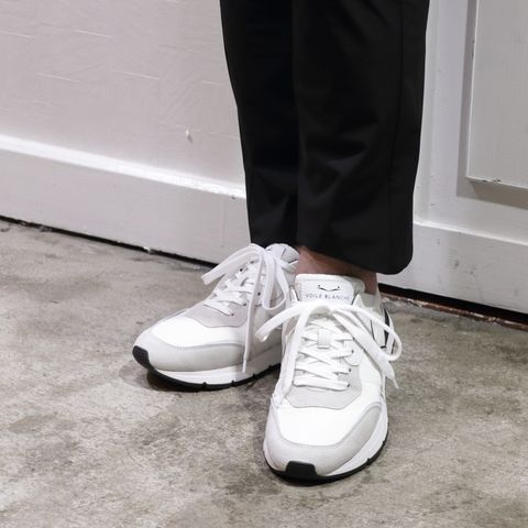 ”HERNO”撥水ストレッチナイロンセットアップを使用したビジカジスタイル