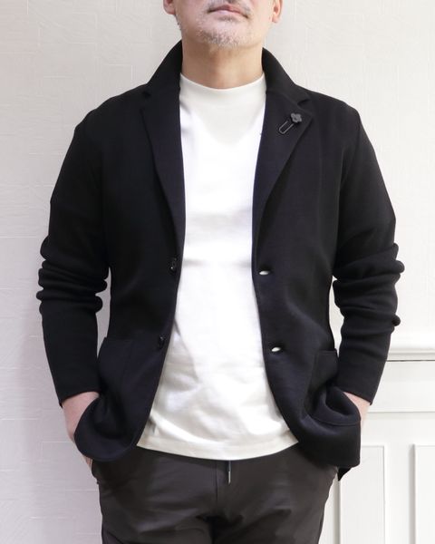 LARDINI ニットジャケットを使用したラグスポコーデ
