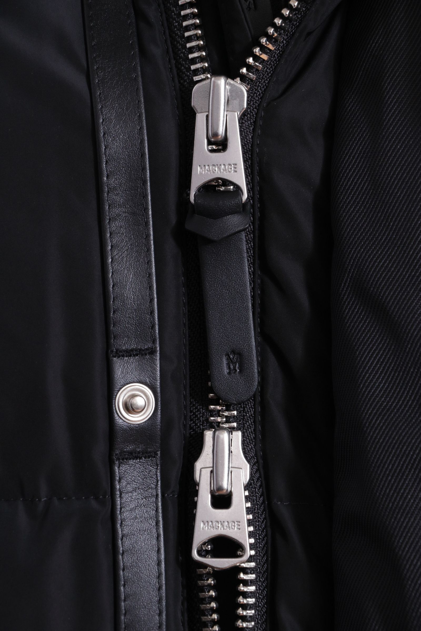 RILEY  ムートンコンビ ハイブリッド ダウンジャケット / ブラック