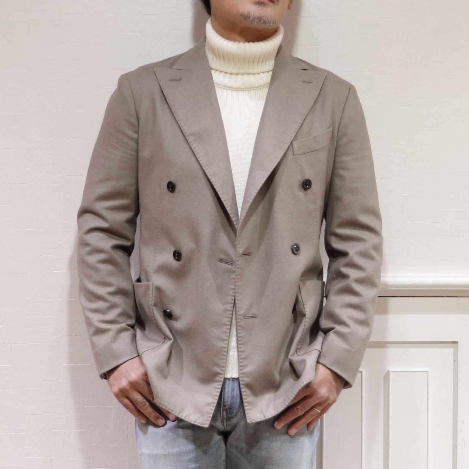 BOGLIOLI ネイビー ダブルブレスト テーラードジャケット Hk3QYWopKrDb.jpg?width=768