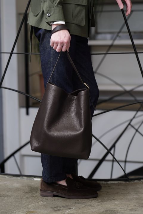 ミリタリーを都会的に昇華した大人の休日スタイル