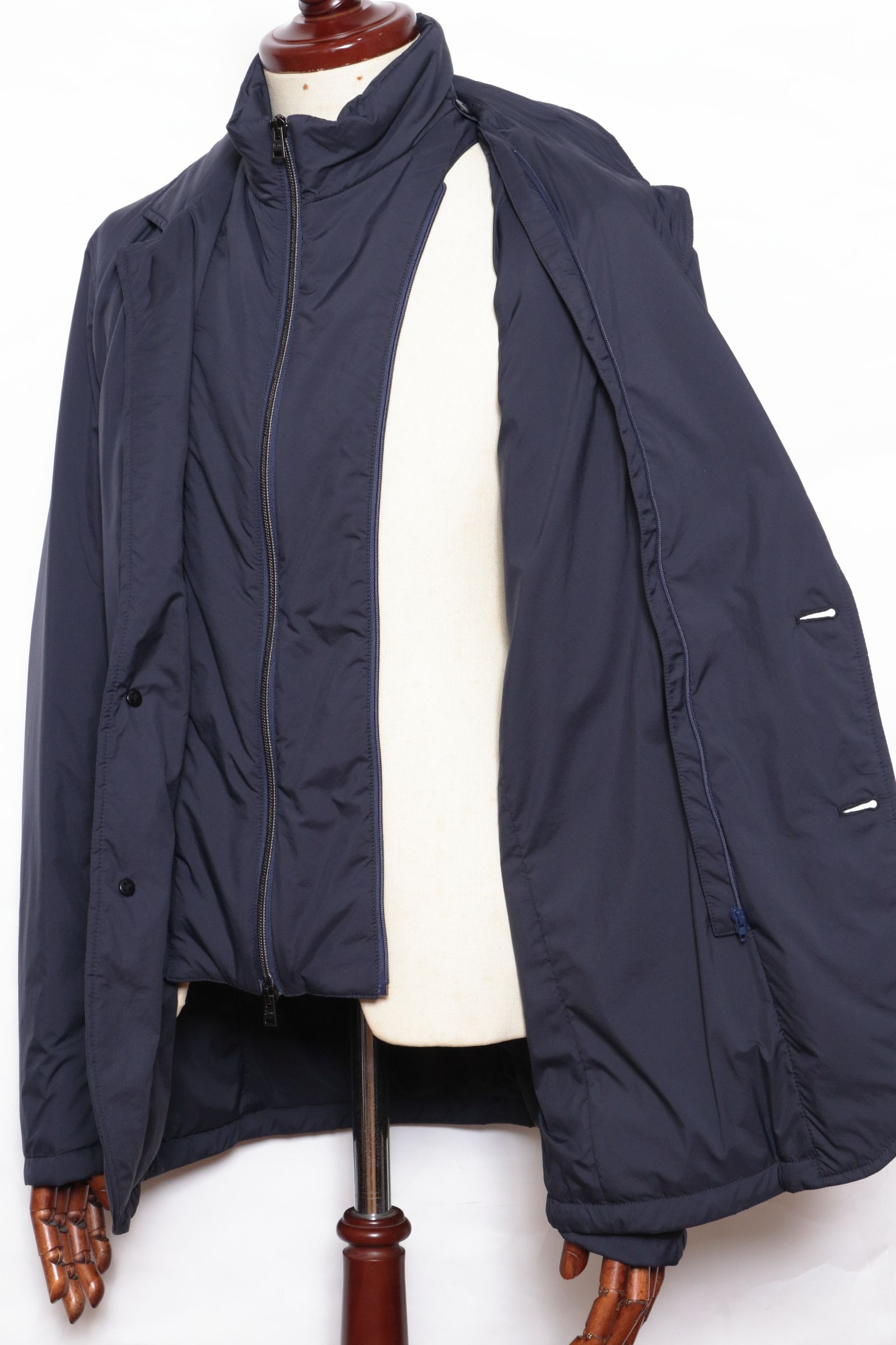 【サイズ52まであり】GA000168U ウォーターレペレント 撥水ストレッチナイロン ライトダウン 2B ジャケット / ネイビー 9202