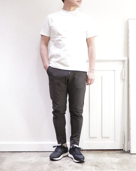 LARDINI ニットジャケットを使用したラグスポコーデ