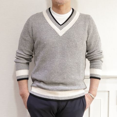 "GRANSASSO"クリケットニットを使用したドレカジスタイル