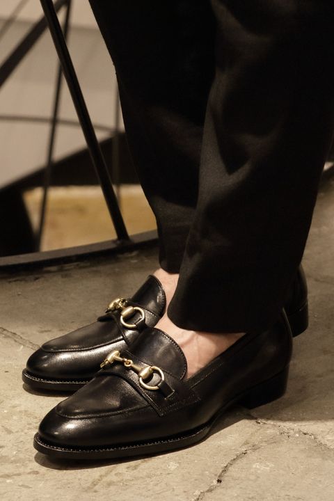 "TAGLIATORE"を使用したモノトーンドレスコーデ