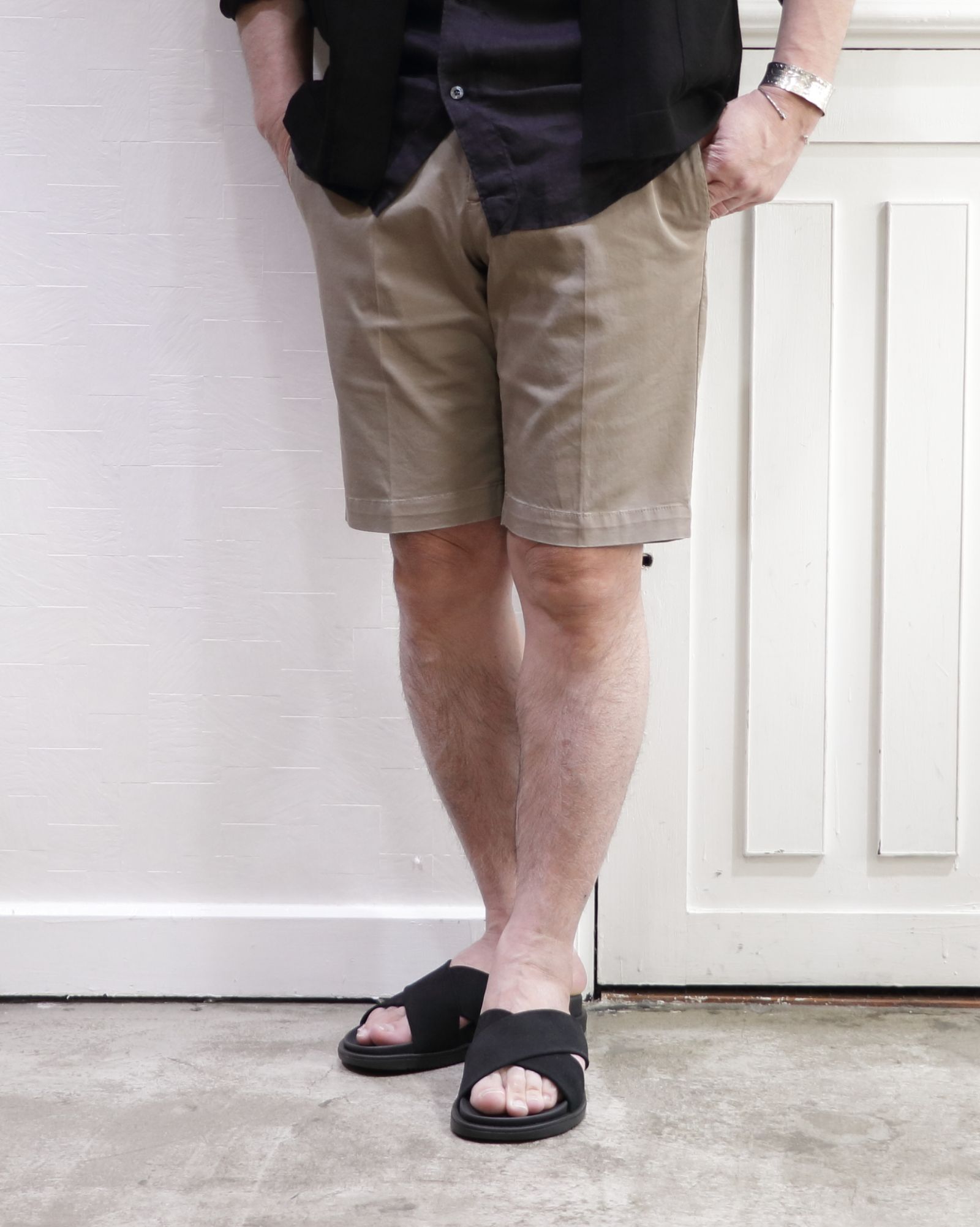PT TORINO ショートパンツを使用したリゾートコーデ