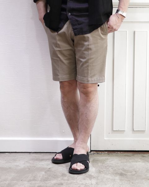 PT TORINO ショートパンツを使用したリゾートコーデ