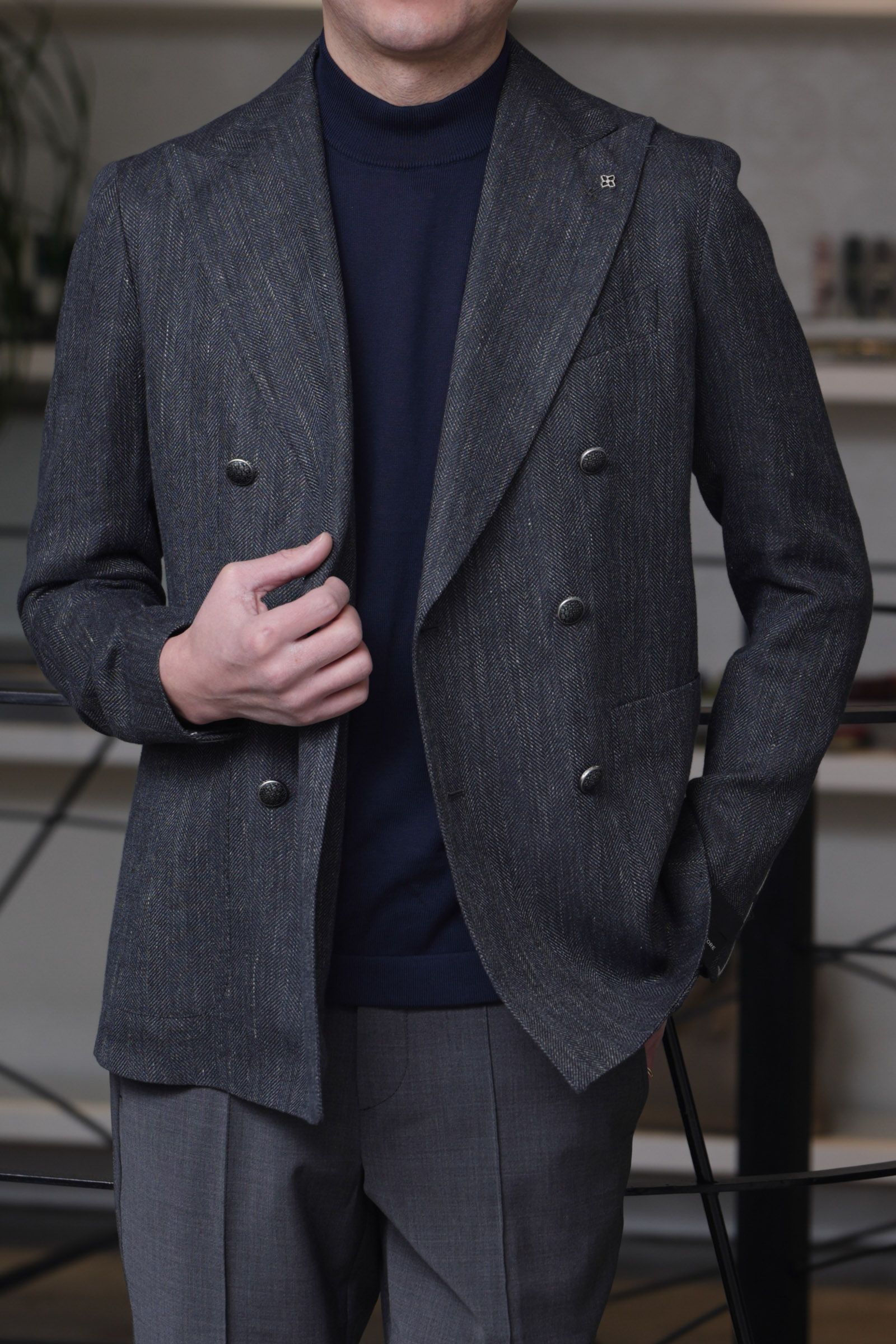 MONTECARLO リネン ウール ブレンド ヘリンボーン柄 メタル6Bダブルジャケット / ダークグレー