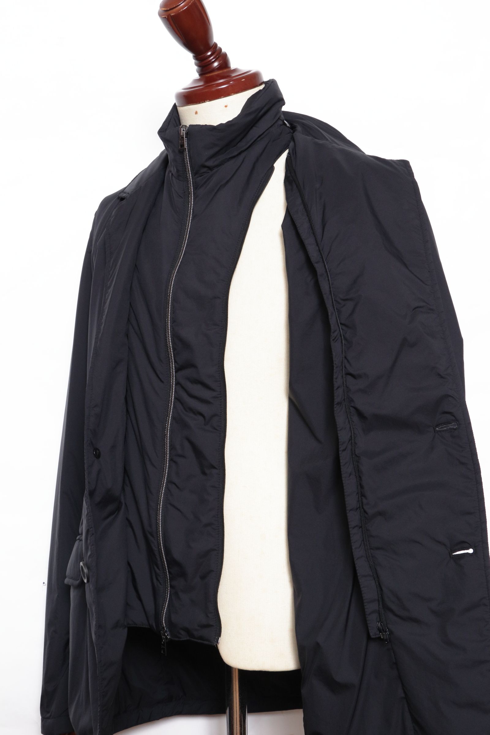 GA000168U ウォーターレペレント 撥水ストレッチナイロン ライトダウン 2B ジャケット / ブラック 9300