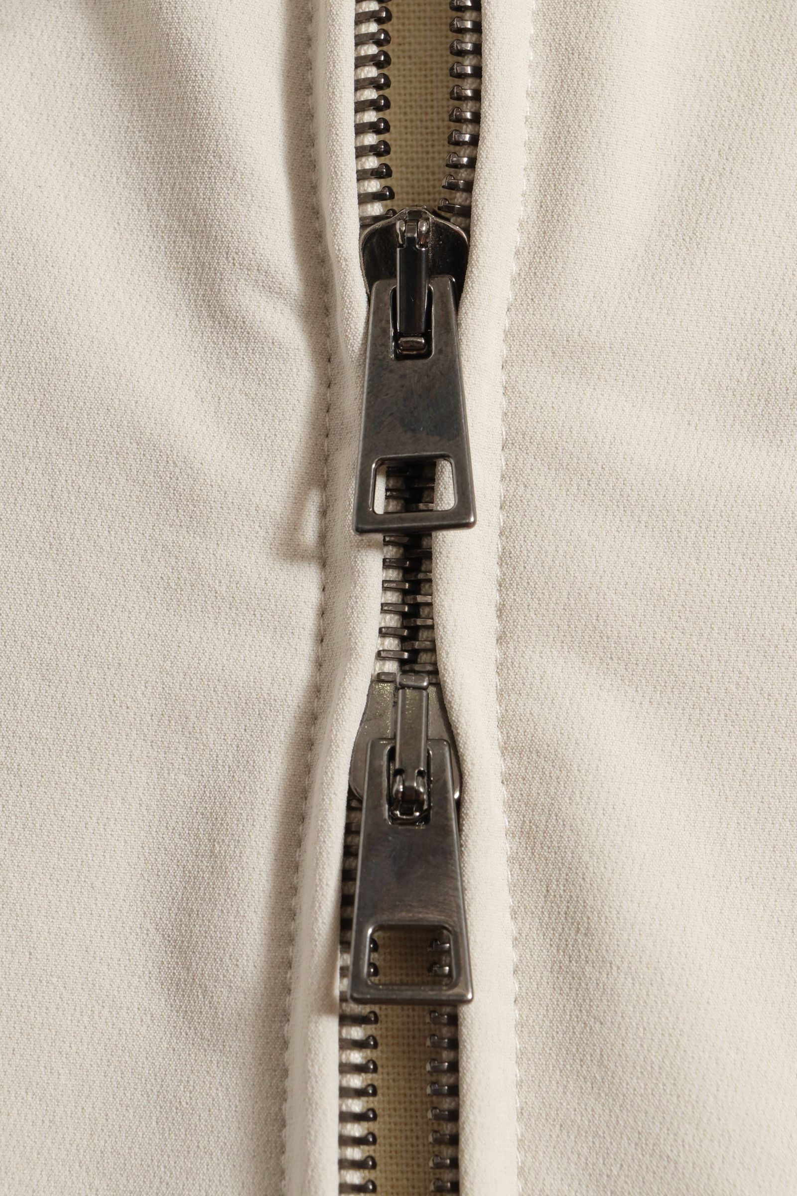 【セットアップあり】 TOGAGE TECHNO FLEECE ジップアップブルゾン PUCCINO V A5773 / ライトベージュ 04
