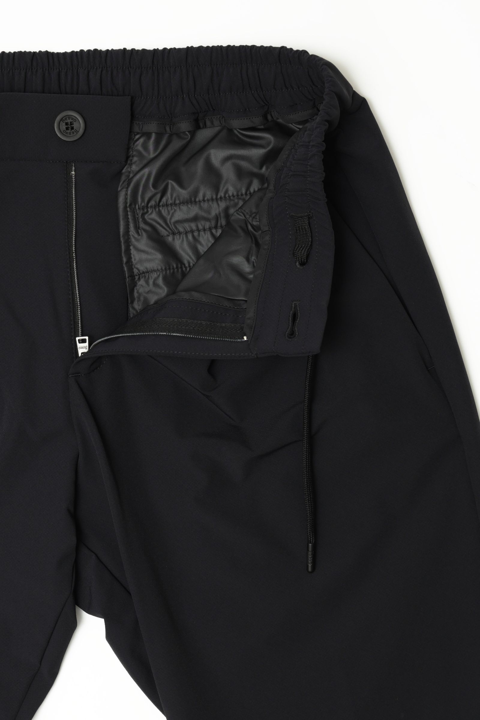 PT000155U FUNCTIONAL WARDROBE  撥水4WAYストレッチ マットナイロン シャーリングイージーパンツ / ブラック 9300