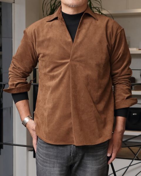 COLONY CLOTHING ウルトラスエード カプリシャツを使用した落ち着きとモダンを両立させた、大人のデイリーコーデ