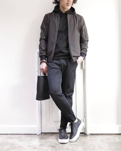 HERNO - ヘルノのMA-1タイプのをブルゾンを使用したスプリング ラグスポ スタイル