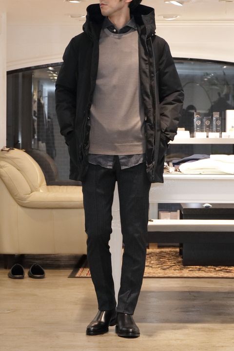 【アウトレットコーデ】"WOOL RICHダウンジャケット"を使用した王道レイヤードコーデコーデ