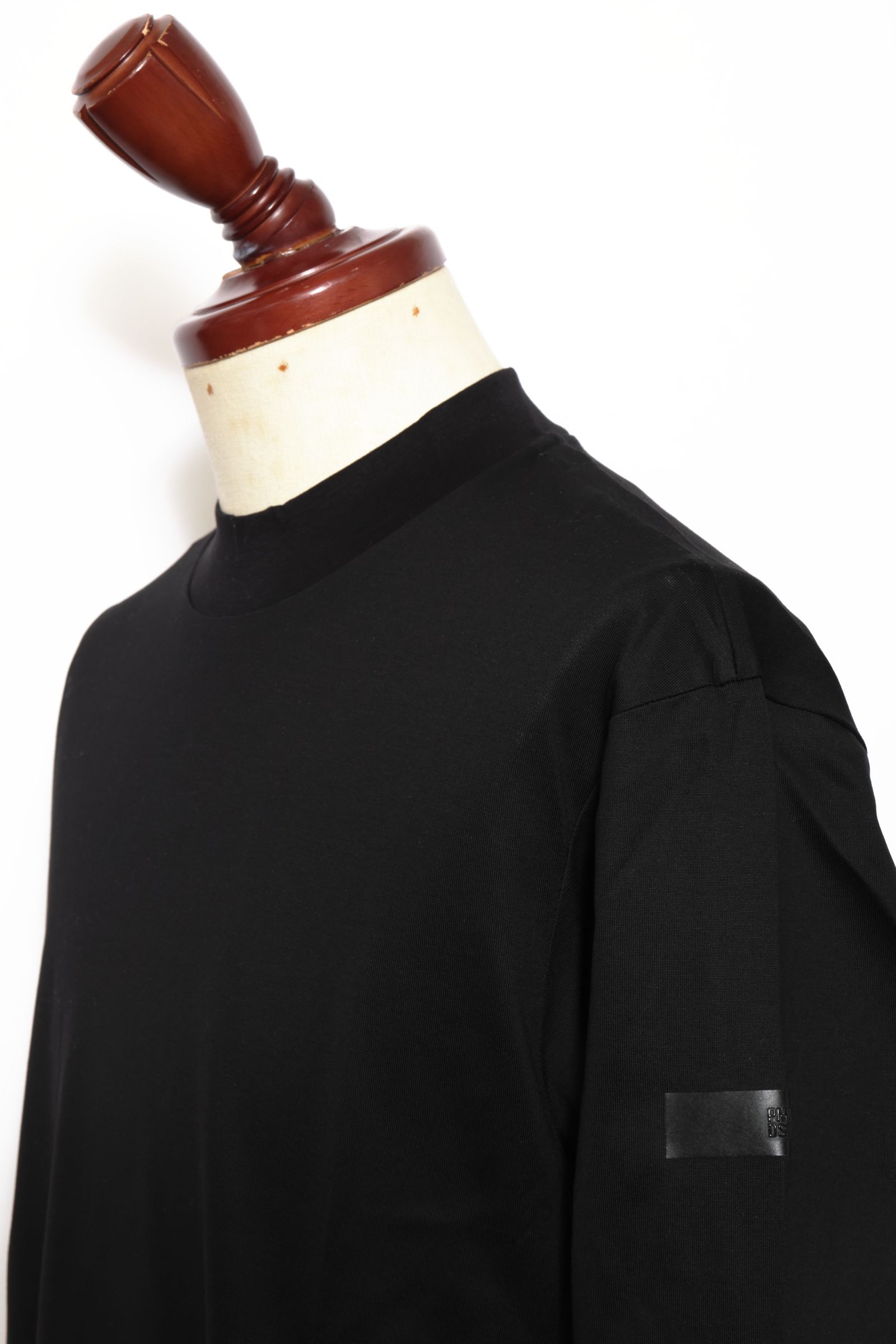 NUBY SLEEVE クルーネック コットン 長袖Tシャツ / ブラック
