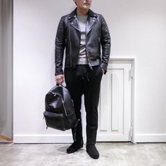 EMMETIダブルライダースジャケットを使用したオトナなモードスタイル