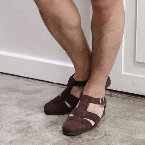FILIPPO DE LAURENTIISリネンシルク ニットカーディガン を使用したリゾートスタイル