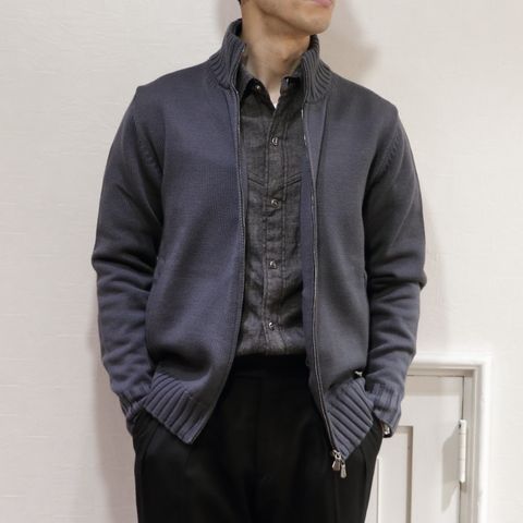 "FILIPPO DE LAURENTIIS"を使用したドレカジニットコーデ