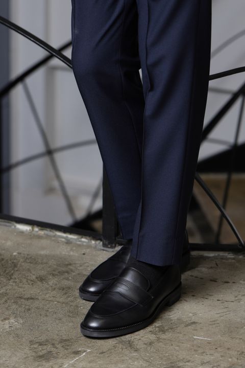 ネイビーで整える、軽やかセレモニースタイル