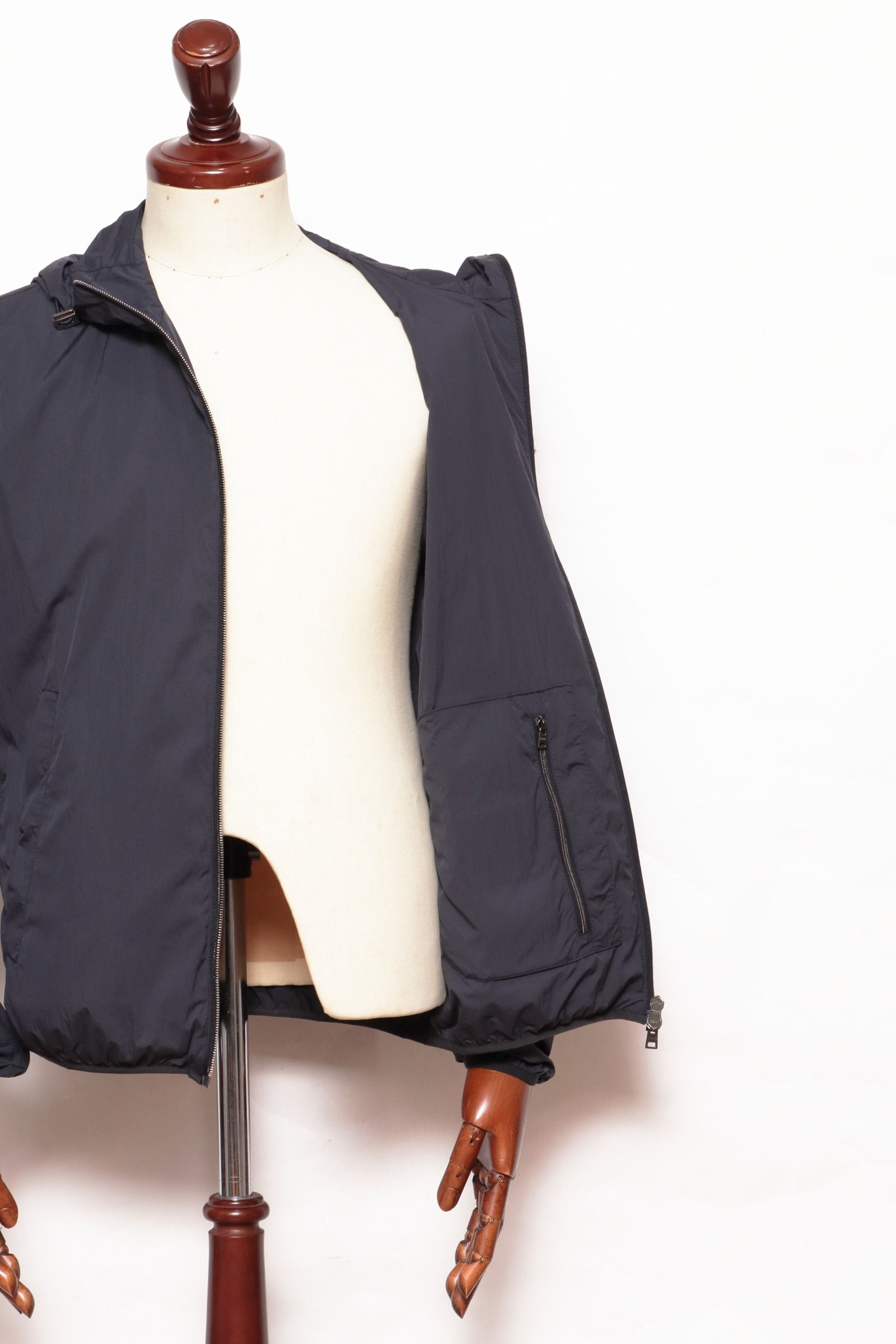 HERNO - GI000419U ULTRA LIGHT MAT 超軽量ナイロン フーデッドブルゾン / カーキ | BEKKU HOMME