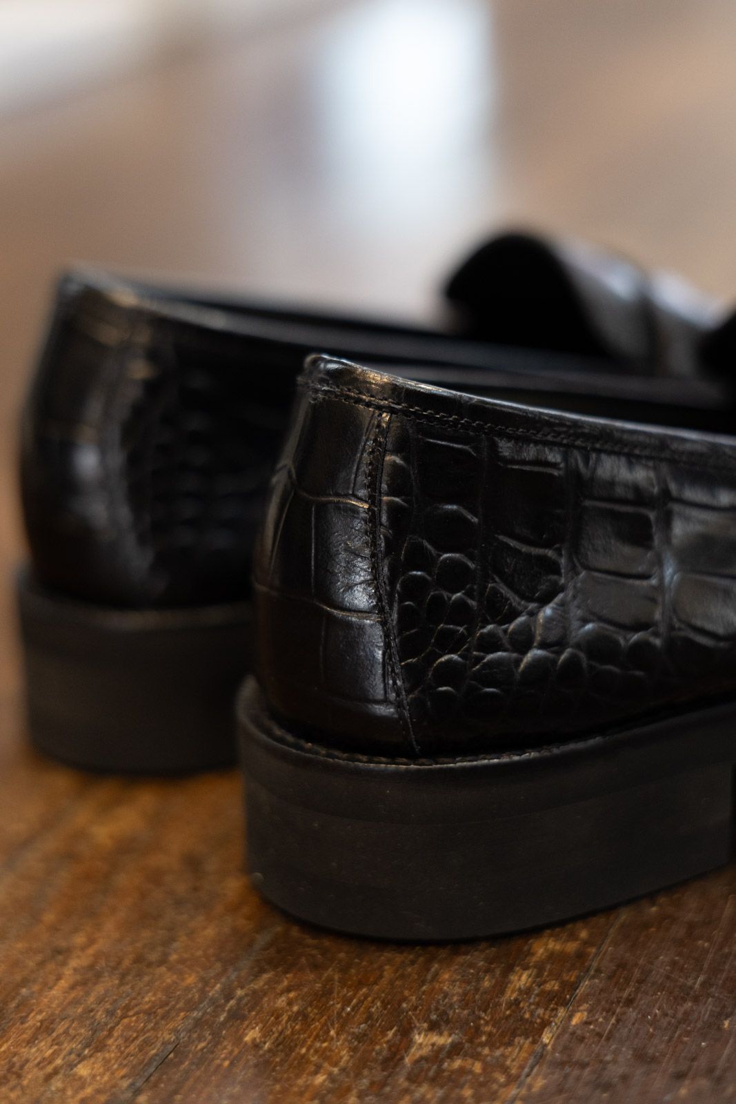 《BEKKU HOMME別注》【ふにゃ男シリーズ】クロコダイルスタンプ カーフレザー コインローファー シューズ 革靴 / ブラック