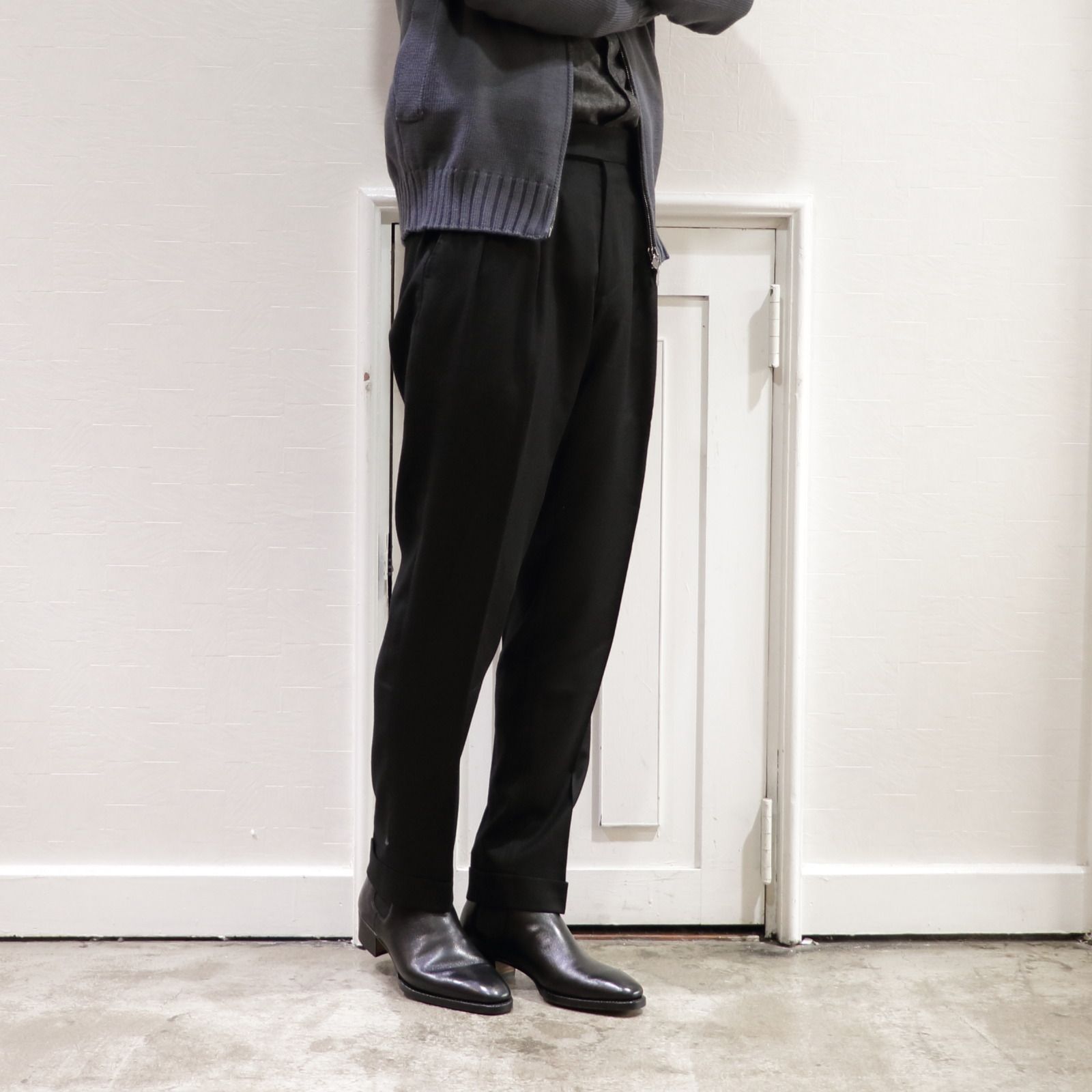"FILIPPO DE LAURENTIIS"を使用したドレカジニットコーデ