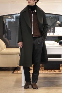 "EMMETI H UOMOスエードライダース"を使用したラグジュアリーモードコーデ