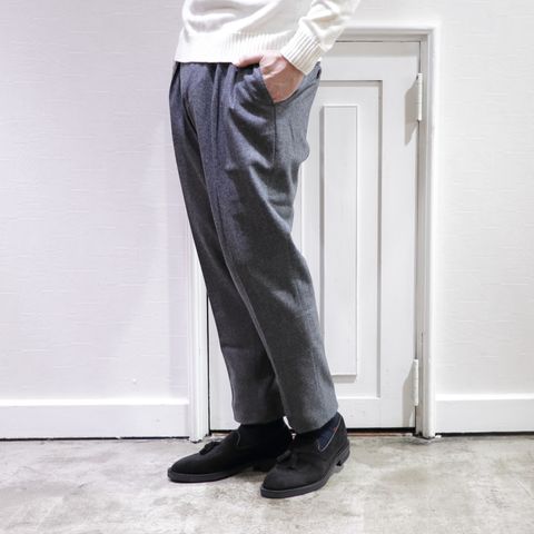 HERNO - ヘルノ カシミア チェスターコートを使用したドレカジスタイル