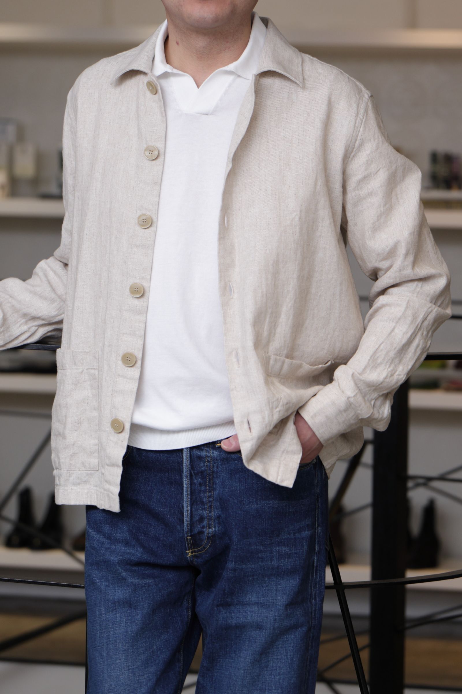 ES:S ワイドデニムを使用した、スキッパーで引き締めるワイドデニムスタイル