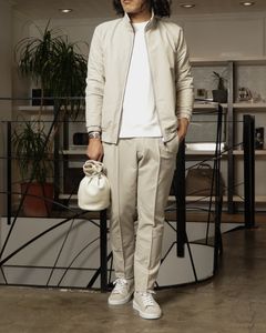 giab's ARCHIVIO TOGAGE TECHNO FLEECEセットアップを使用した、ライトベージュでつくる、抜け感ワントーン スタイル