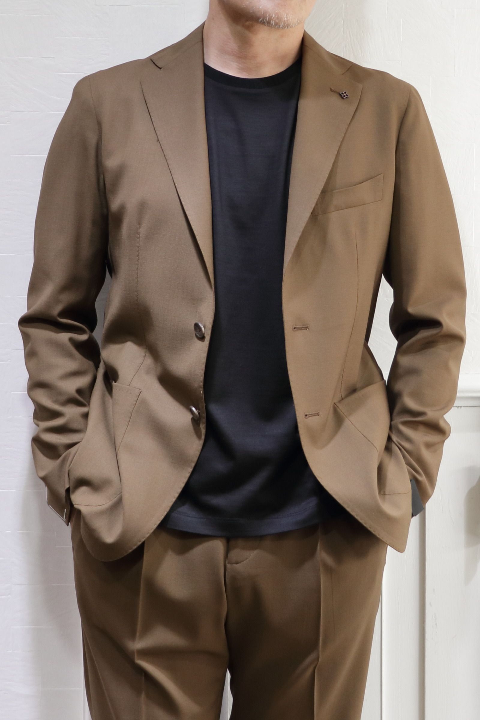 TAGLIATORE - A-DAKKAR ストレッチ ウール 2Bスーツ