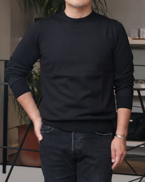 WH - ダブルエイチ 当店別注ブーツを使用した、“黒×ブラウン”で魅せる大人のミニマルレザーコーデ