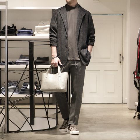 "LARDINI"を使用したカーディガンジャケットコーデ