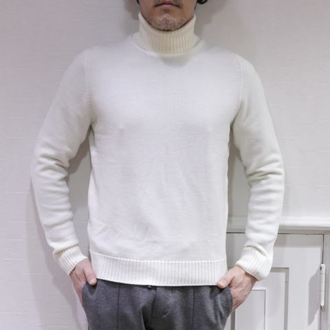 HERNO - ヘルノ ダウンジャケットを使用した大人カジュアルスタイル