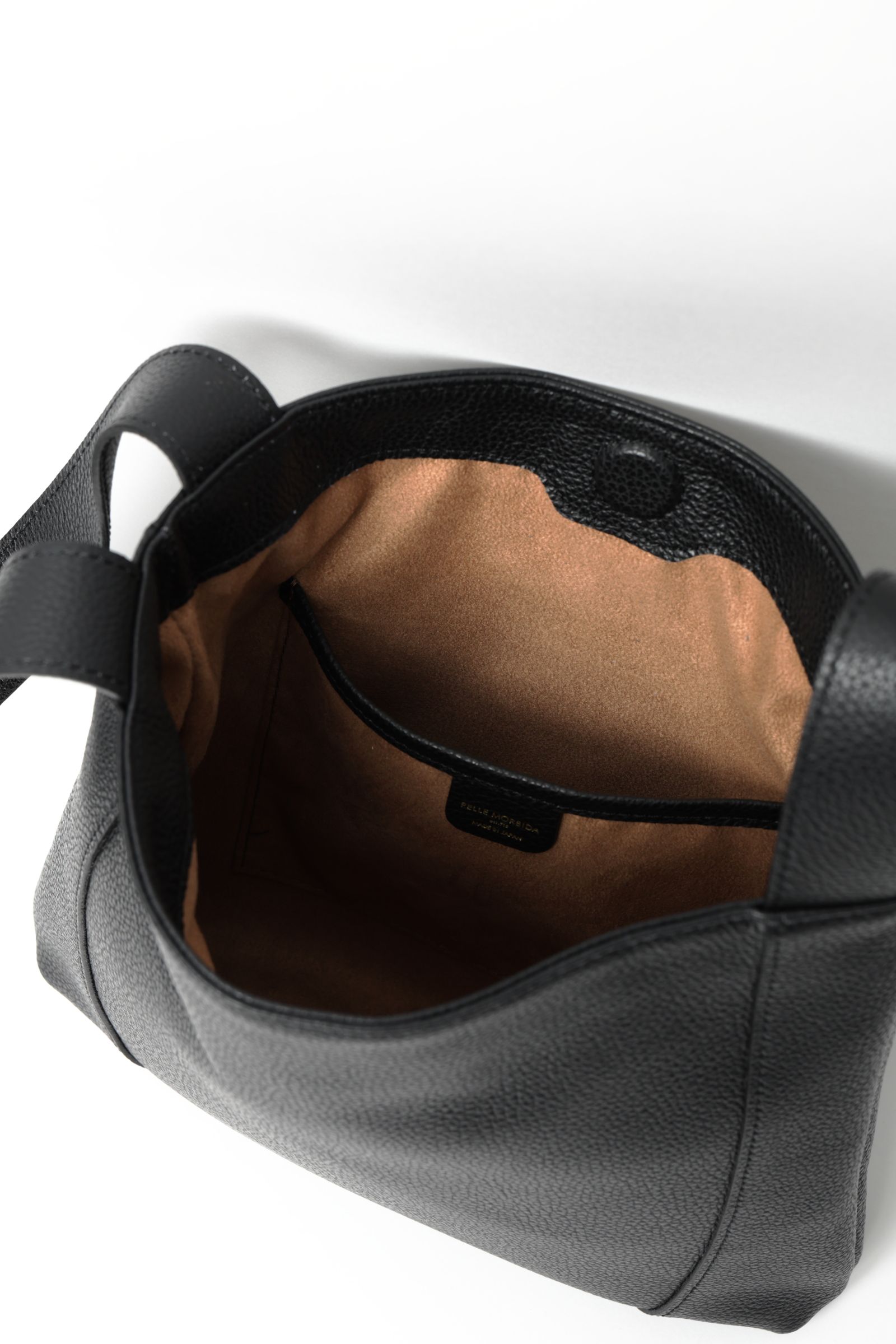 イタリアン シュリンクレザー ワンハンドルバッグ  / ブラック