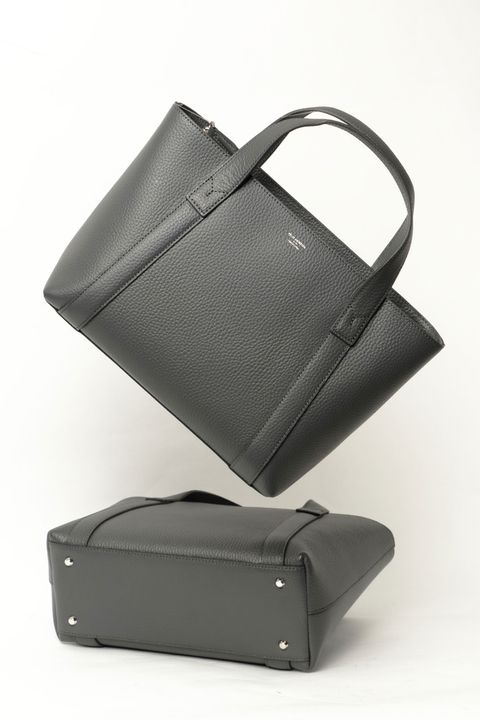 底鋲付き【BEKKU HOMME 別注】Tela Marinaシリーズ ファスナー式 シュリンクレザー ミニトートバッグ  / チャコールグレー