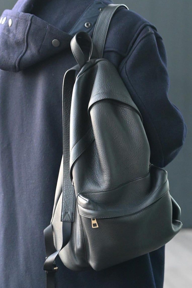 DAY PACK イタリアンキップレザー × 真鍮 バックパック / ベージュ