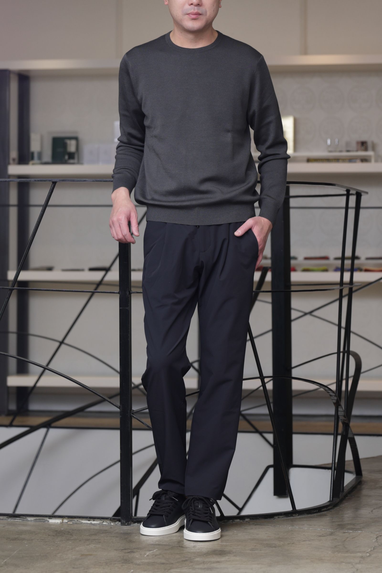 lussoシリーズ #7417 18G カシミヤシルク クルーネック ロングスリーブ ニット / SPACE GRAY スペースグレー