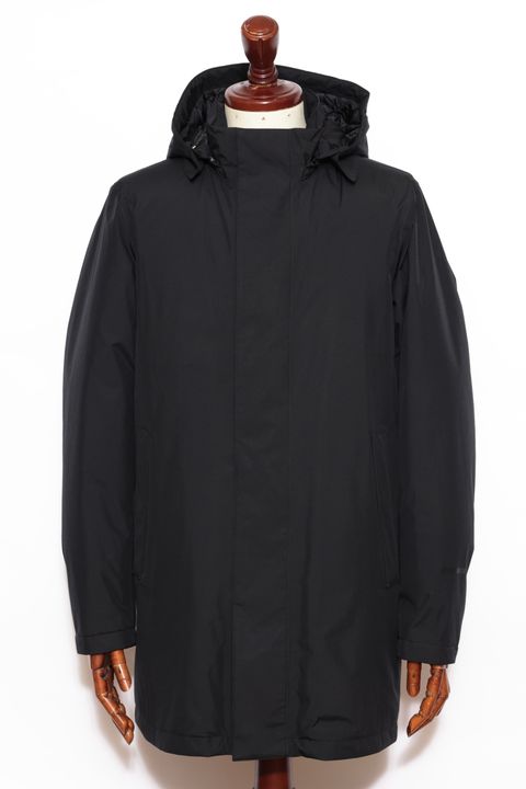 【FUNCTIONAL WARDROBE】PI001387U 2レイヤーGORE-TEX フーデットダウンコート / ブラック 9300