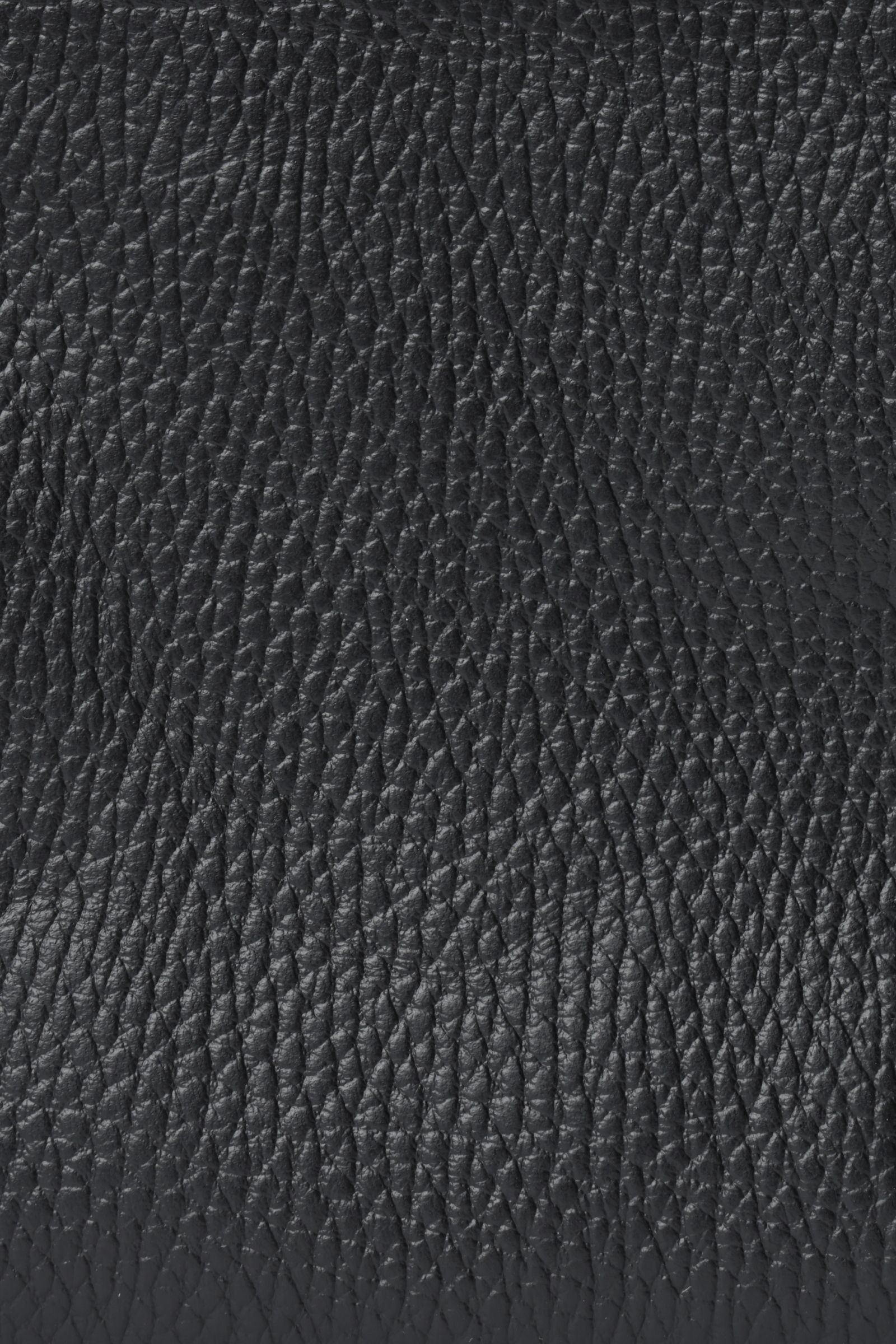 Cinque Terreシリーズ シュリンクレザー シンプルポーチ / ブラック