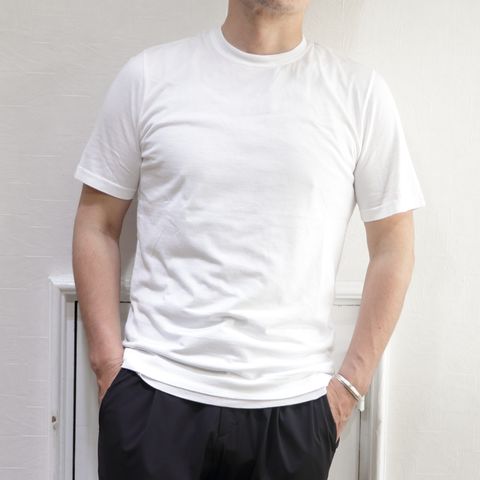 "ジャブスアルキヴィオ"テクノリネンイージーパンツを使用した夏コーデ