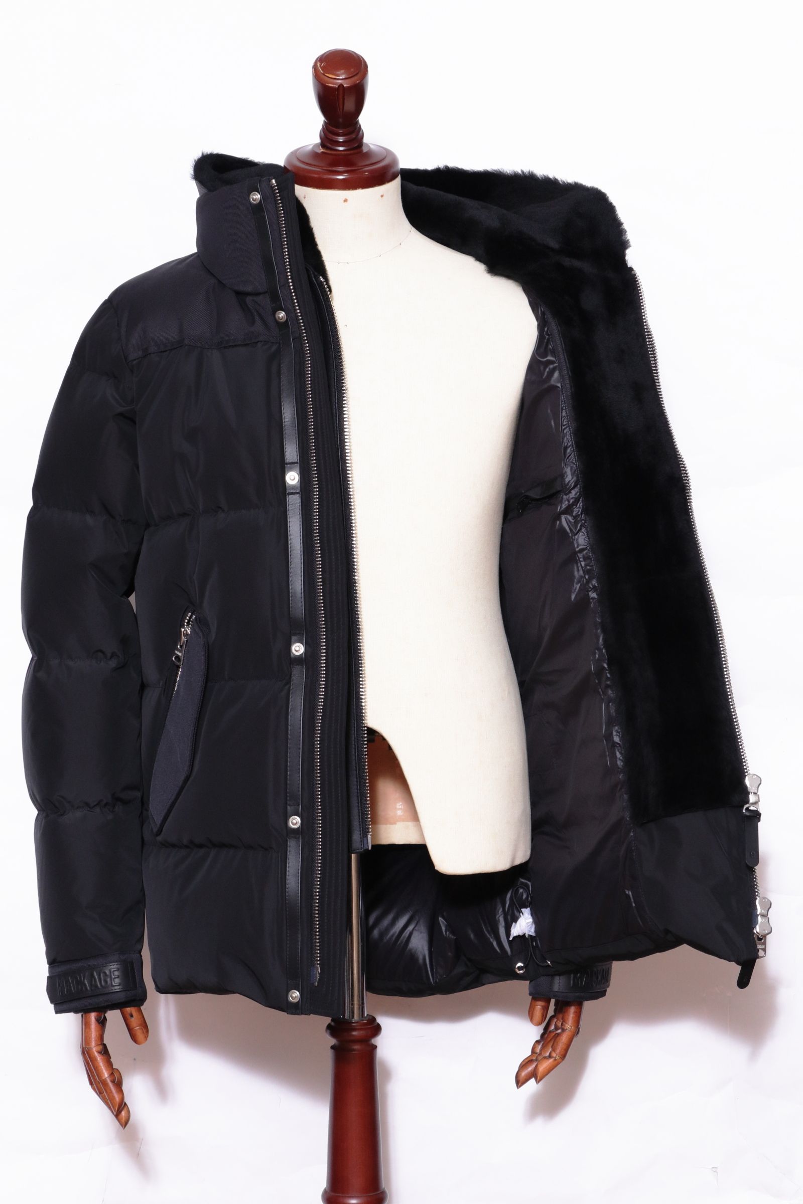 RILEY  ムートンコンビ ハイブリッド ダウンジャケット / ブラック